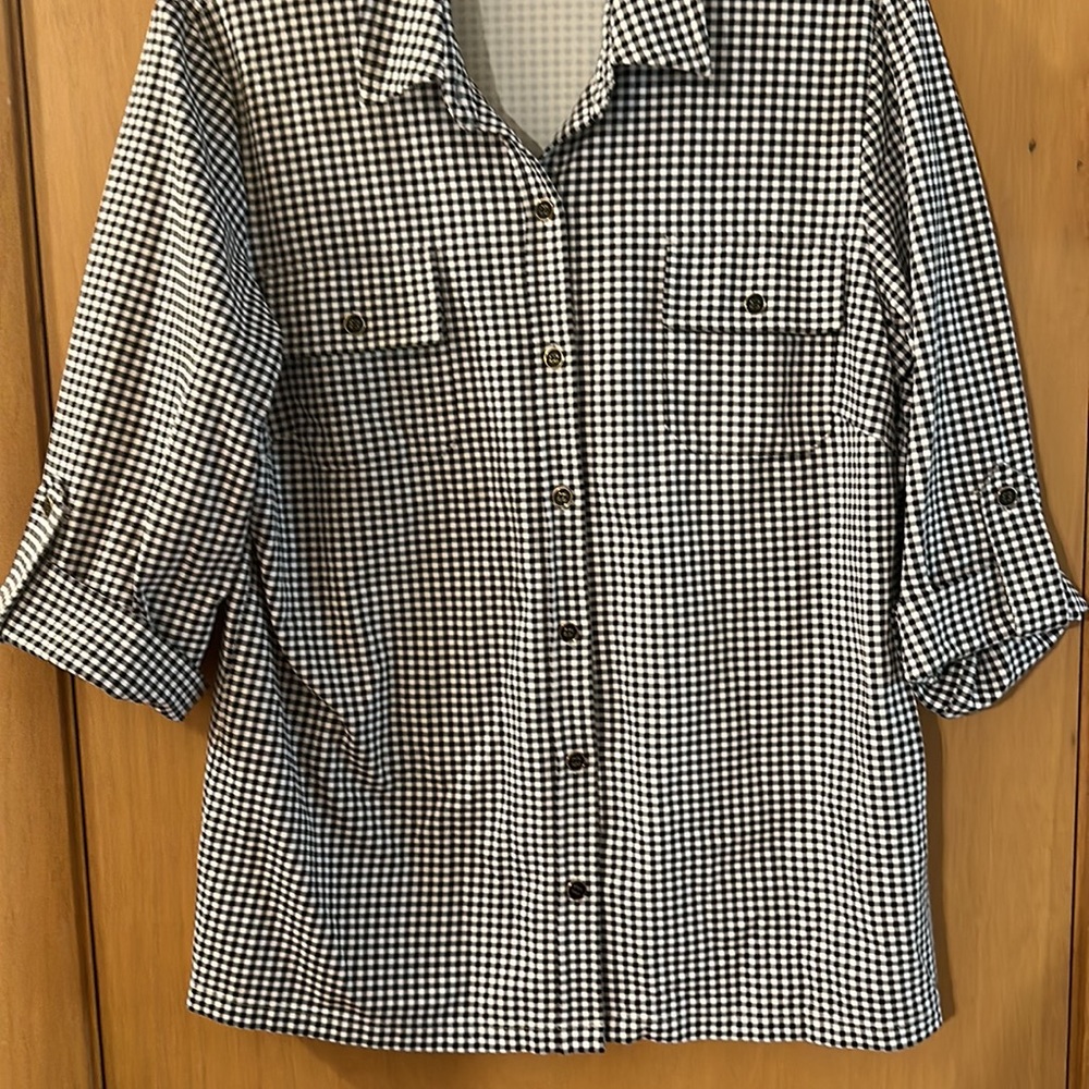 J. McLaughlin Women’s Gingham Button Down Knit Shirt Black White Size Large - Picture 3 of 11
